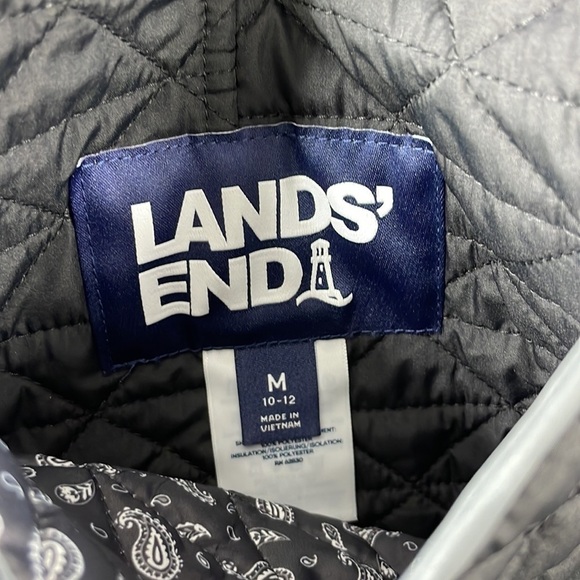 Lands’s End Women’s Reversible Quilted Vest, Black/Grey, Floral, size medium - Picture 9 of 10